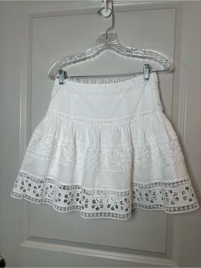 NEW Queenia Cotton Eyelet Crochet White Tiered Ruffle Mini Skirt, M/L